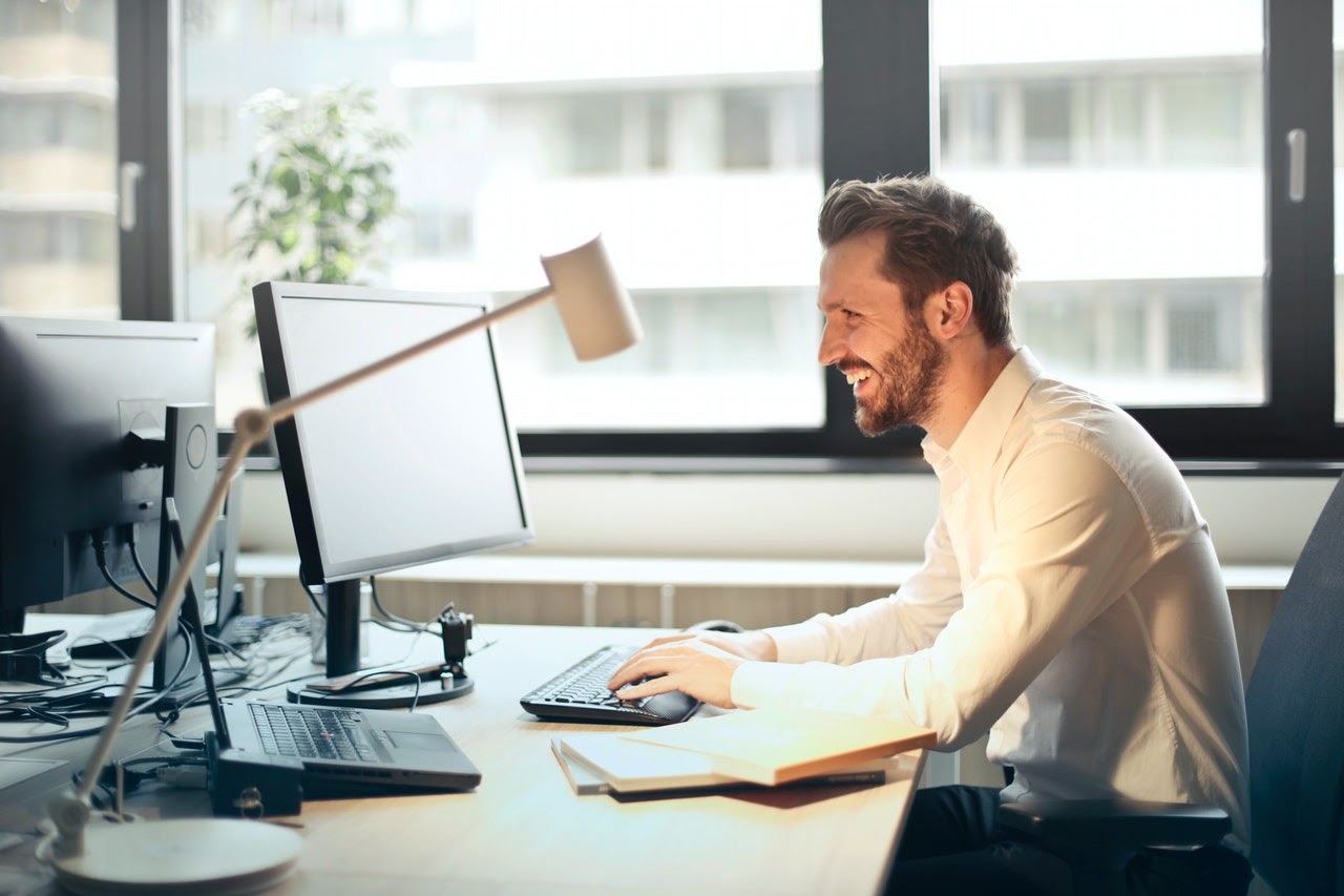 Oito dicas para escrever e-mails profissionais em inglês